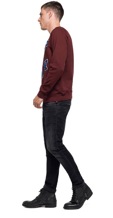 Decathlon Herren BURGUNDY Sweatshirt mit Patches und Aufdruck Sale Decathlon Herren BURGUNDY Sweatshirt mit Patches und Aufdruck Sale