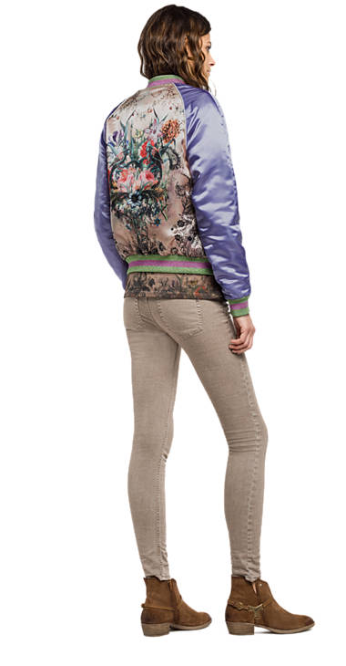 Decathlon Herren MULTICOLOUR+SOLID COLUR LILAC Bomberjacke aus Satin mit Maxi-Aufdruck Outlet Decathlon Herren MULTICOLOUR+SOLID COLUR LILAC Bomberjacke aus Satin mit Maxi-Aufdruck Outlet