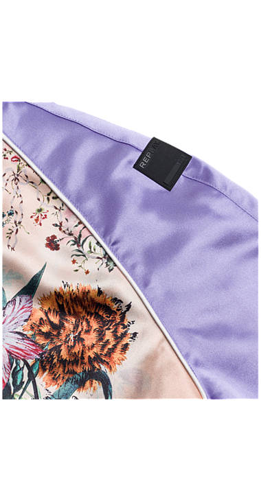 Decathlon Herren MULTICOLOUR+SOLID COLUR LILAC Bomberjacke aus Satin mit Maxi-Aufdruck Outlet Decathlon Herren MULTICOLOUR+SOLID COLUR LILAC Bomberjacke aus Satin mit Maxi-Aufdruck Outlet