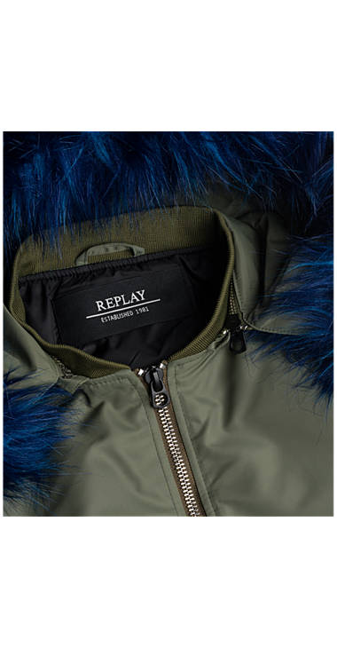 Decathlon Herren SAGE GREEN Jacke mit Kunstfellbesatz Kaufen Decathlon Herren SAGE GREEN Jacke mit Kunstfellbesatz Kaufen
