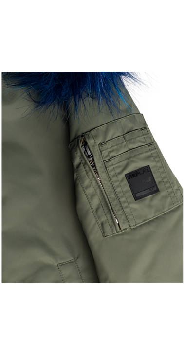 Decathlon Herren SAGE GREEN Jacke mit Kunstfellbesatz Kaufen Decathlon Herren SAGE GREEN Jacke mit Kunstfellbesatz Kaufen
